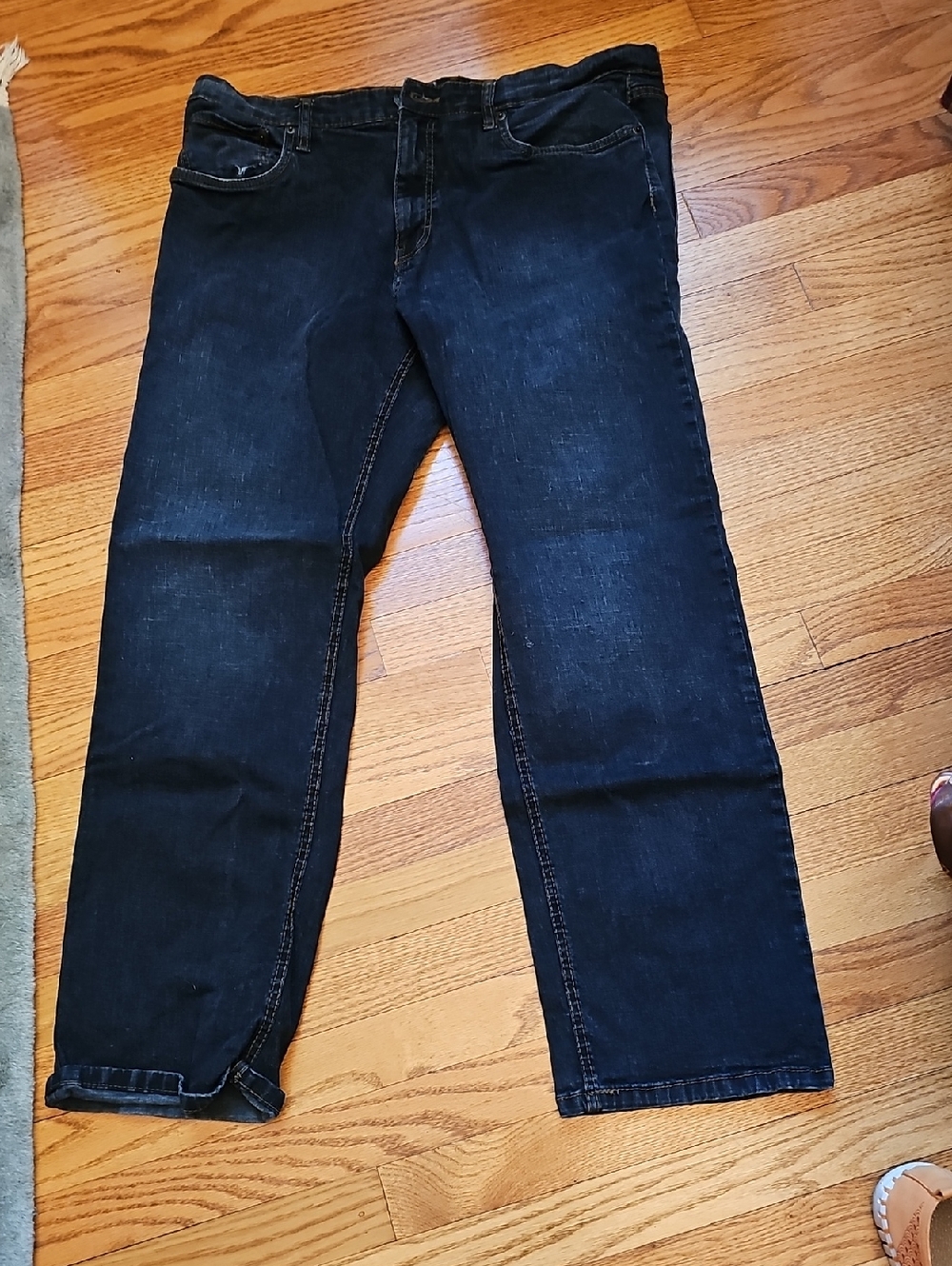 Men's Straight-Leg Jeans in Dark Indigo
